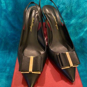 Ferragamo Zahir Black Leather Slingback Pumps